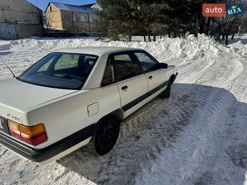 Седан Audi 100 1989 в Вінниці
