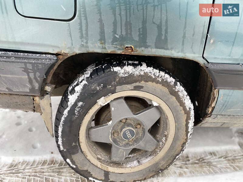 Седан Audi 100 1985 в Здолбуніві