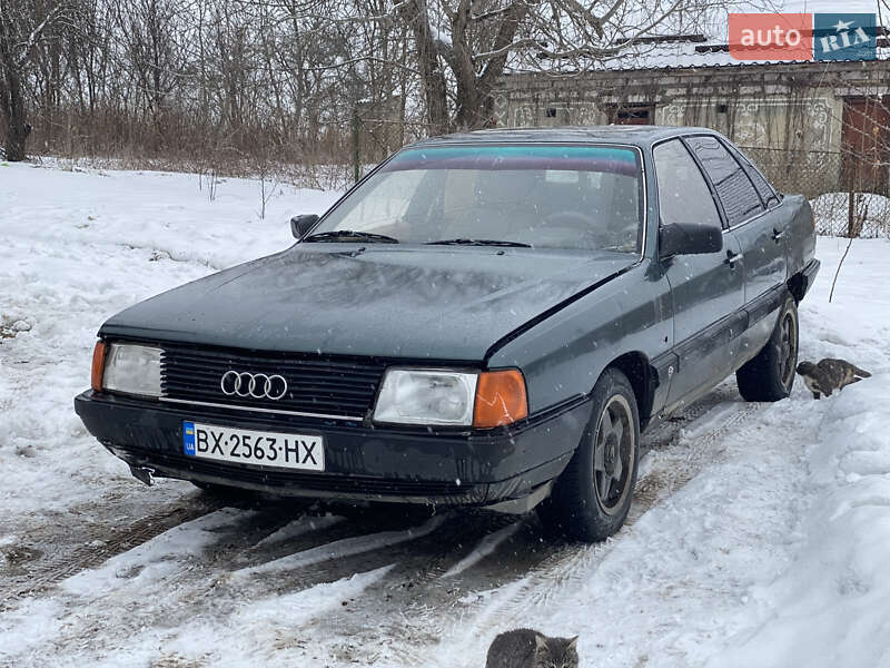 Audi 100 1985