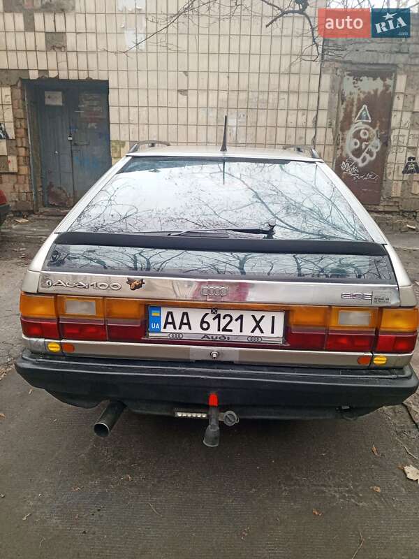 Audi 100 1983