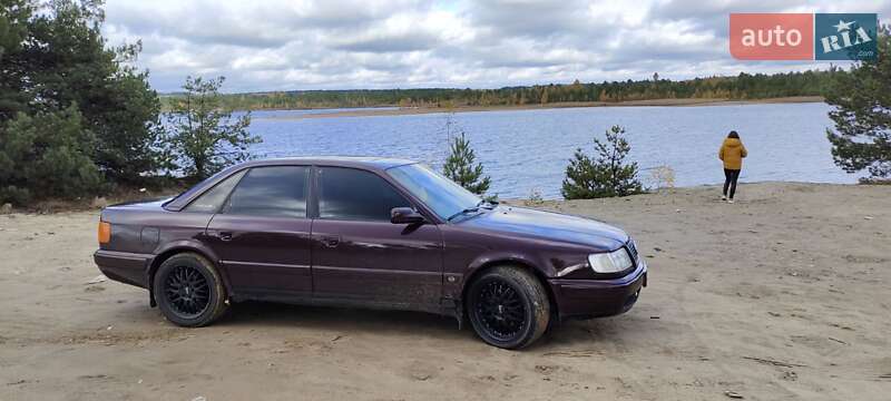 Седан Audi 100 1991 в Виннице