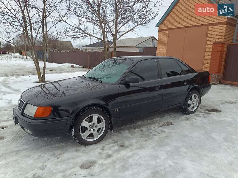 Седан Audi 100 1993 в Ромнах фото 2 Седан Audi 100 1993 в Ромнах