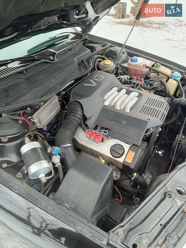 Седан Audi 100 1993 в Ромнах фото 27 Седан Audi 100 1993 в Ромнах