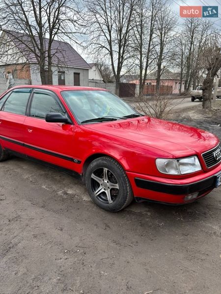 Седан Audi 100 1993 в Зміїві