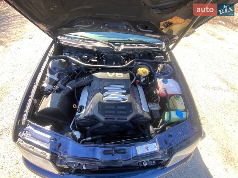 Седан Audi 100 1994 в Знам'янці