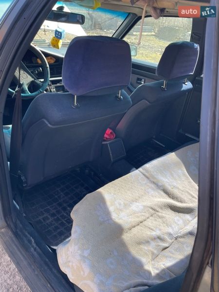 Седан Audi 100 1989 в Ровно