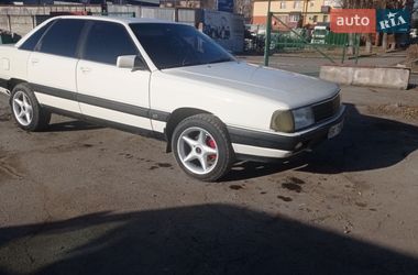 Седан Audi 100 1986 в Рівному