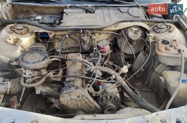 Седан Audi 100 1983 в Ровно
