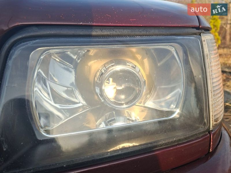 Седан Audi 100 1993 в Ровно