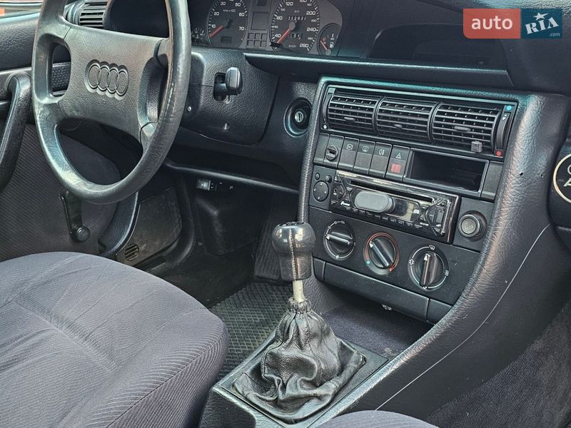 Седан Audi 100 1991 в Києві