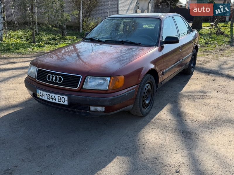 Седан Audi 100 1994 в Днепре