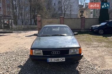 Седан Audi 100 1985 в Самборі
