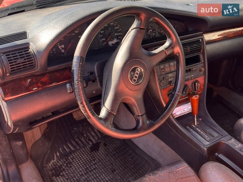 Седан Audi 100 1993 в Чернигове