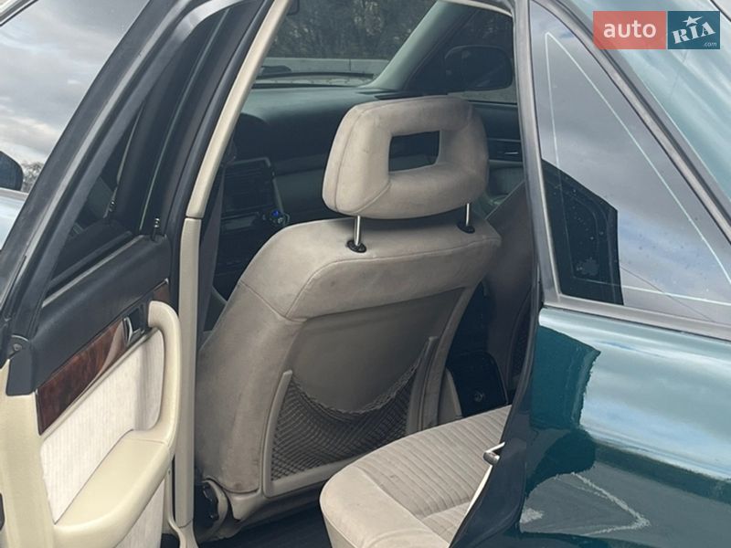 Седан Audi 100 1994 в Шептицькому