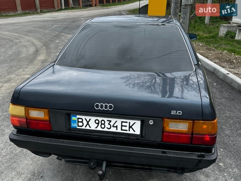 Седан Audi 100 1989 в Чорткове
