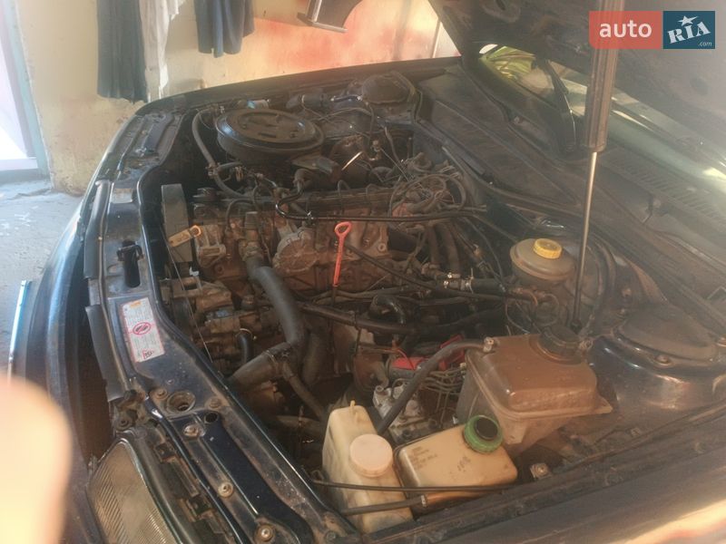 Седан Audi 100 1991 в Бару