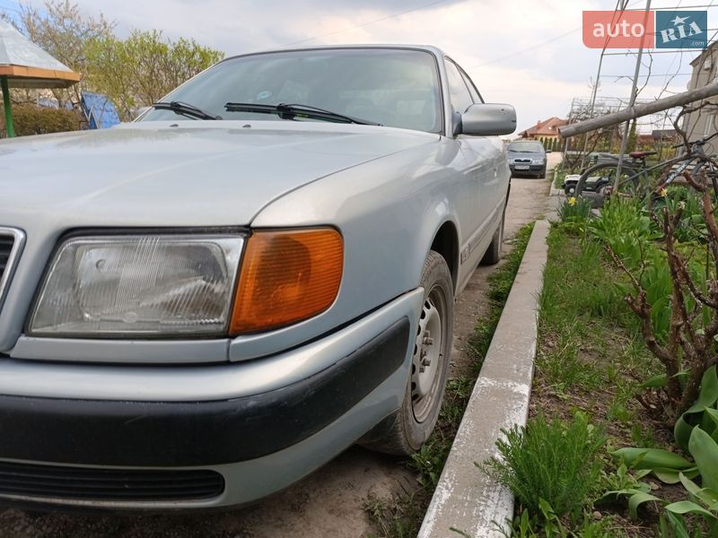Седан Audi 100 1991 в Новій Ушиці