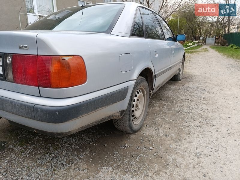 Седан Audi 100 1991 в Новій Ушиці