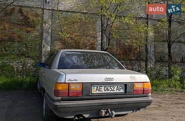 Седан Audi 100 1989 в Кривому Розі