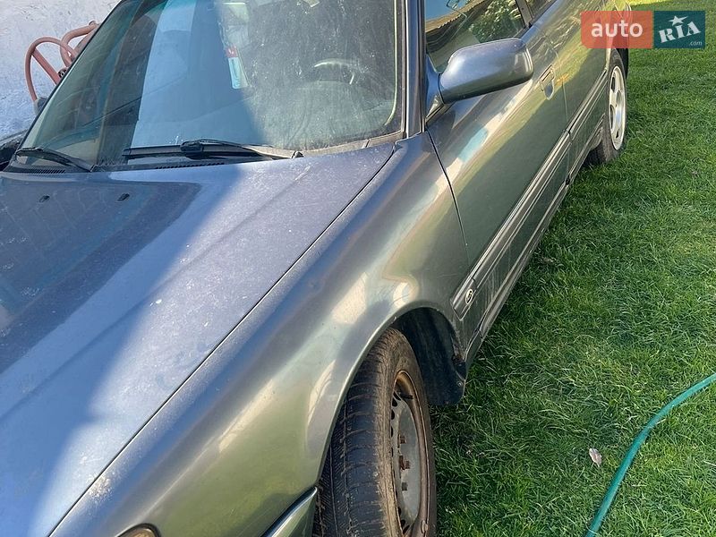 Седан Audi 100 1993 в Березному
