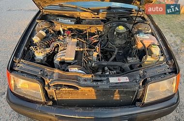 Седан Audi 100 1991 в Жовкві