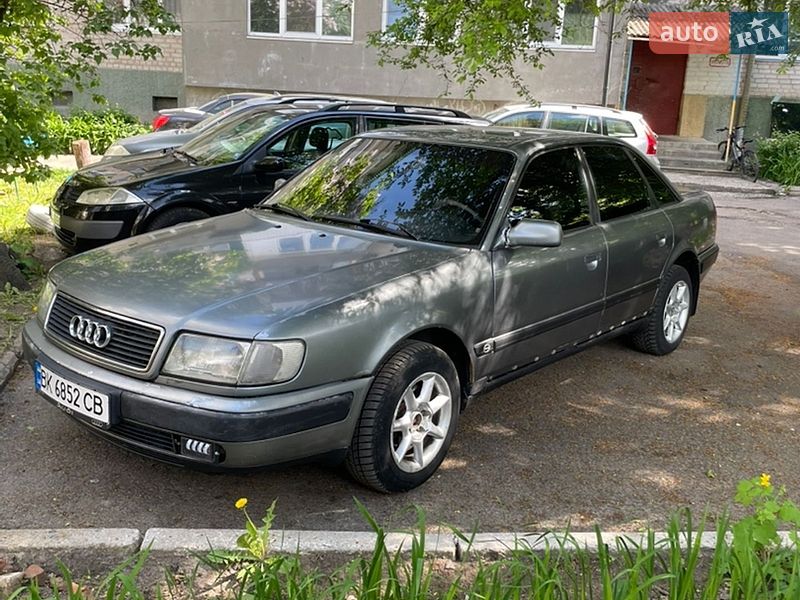 Седан Audi 100 1992 в Луцьку