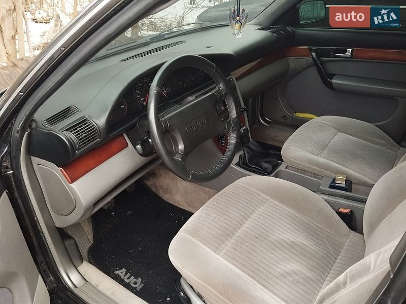 Седан Audi 100 1991 в Виннице