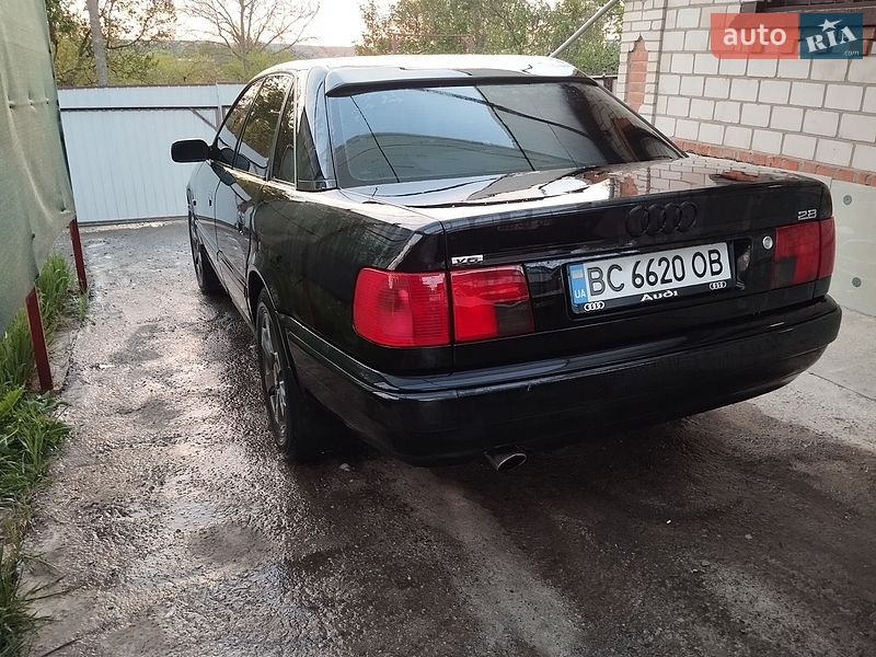 Седан Audi 100 1991 в Виннице