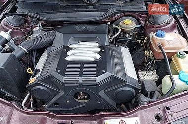 Седан Audi 100 1993 в Лугинах
