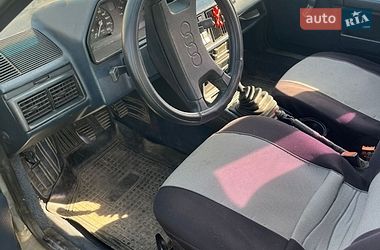 Седан Audi 100 1983 в Нововолынске