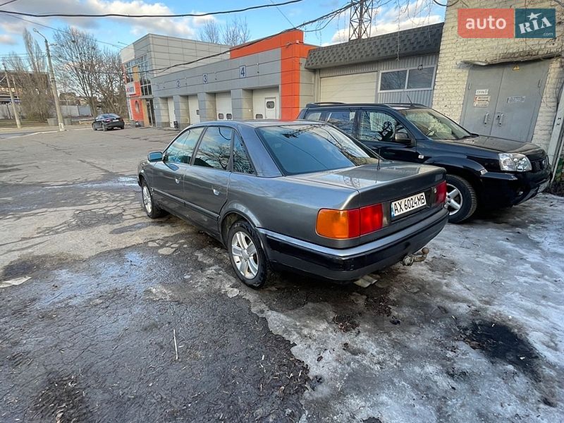 Седан Audi 100 1992 в Харькове