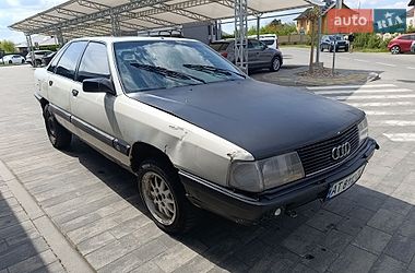 Седан Audi 100 1989 в Луцке