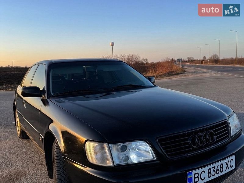 Седан Audi 100 1991 в Городке