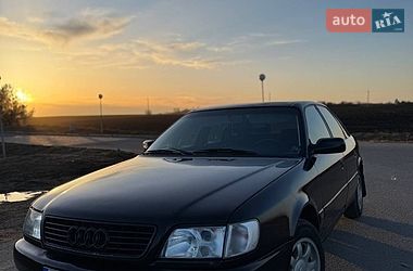 Седан Audi 100 1991 в Городке