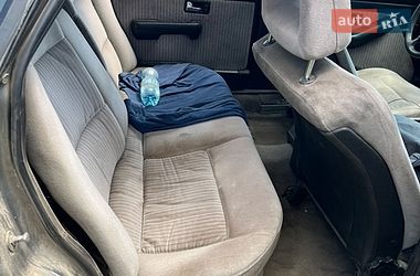Седан Audi 100 1988 в Костополе