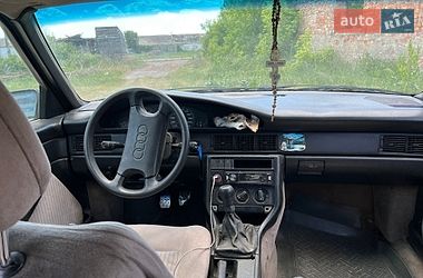 Седан Audi 100 1988 в Костополе