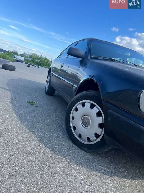 Седан Audi 100 1993 в Києві