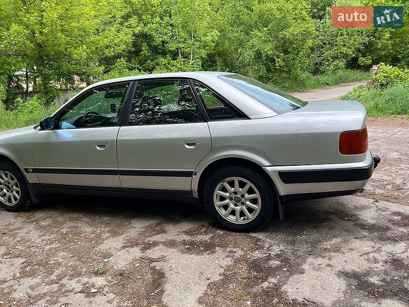 Седан Audi 100 1994 в Хмельницком