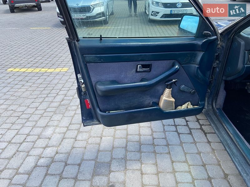 Седан Audi 100 1991 в Чернівцях