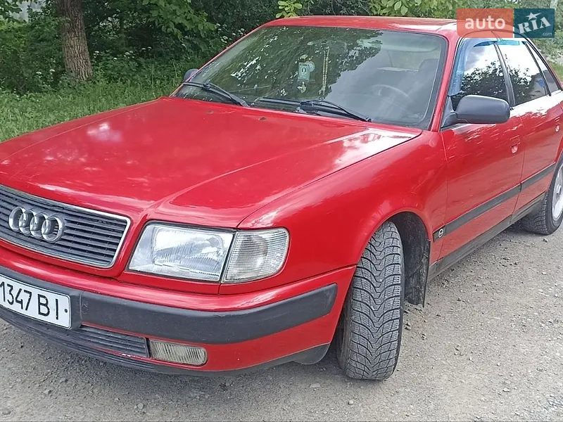 Audi 100