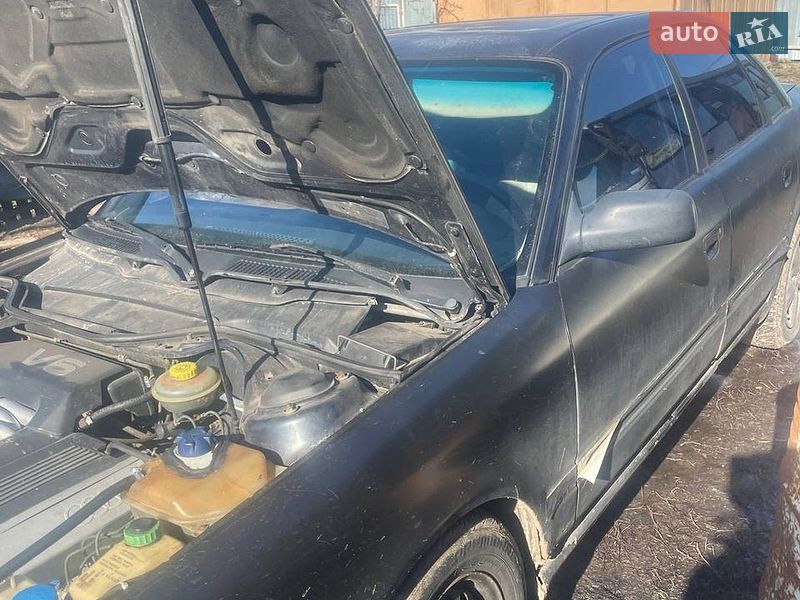 Седан Audi 100 1993 в Києві