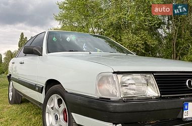 Седан Audi 100 1983 в Ковеле
