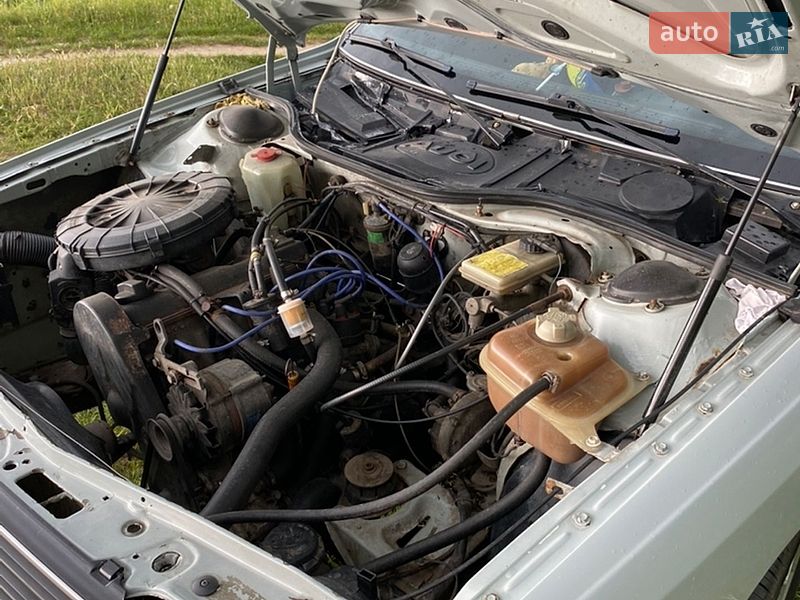 Седан Audi 100 1983 в Ковеле