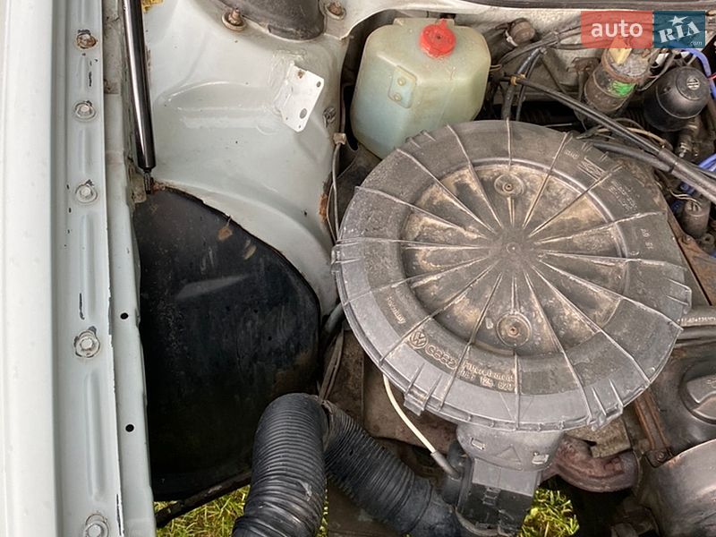 Седан Audi 100 1983 в Ковеле