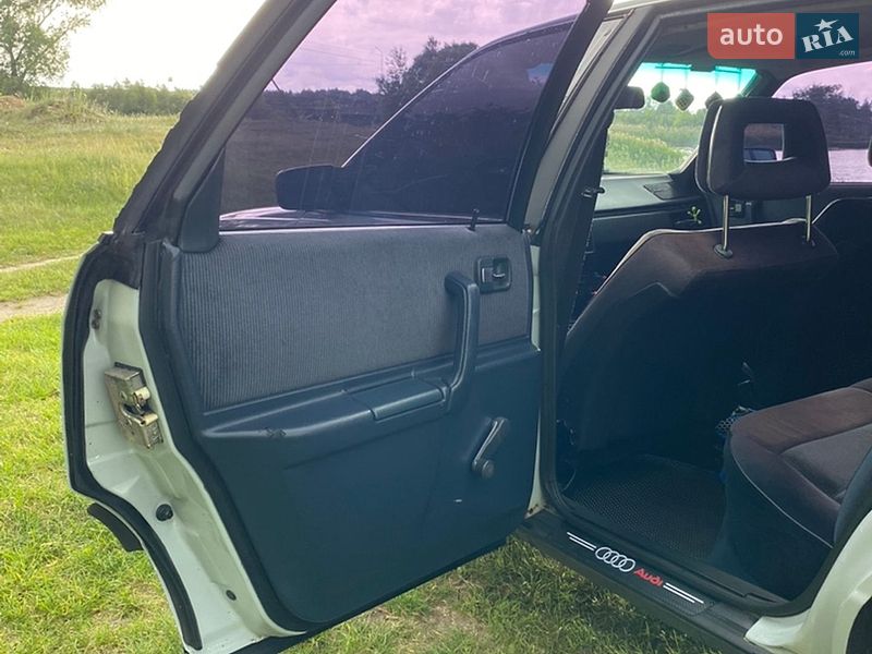 Седан Audi 100 1983 в Ковеле