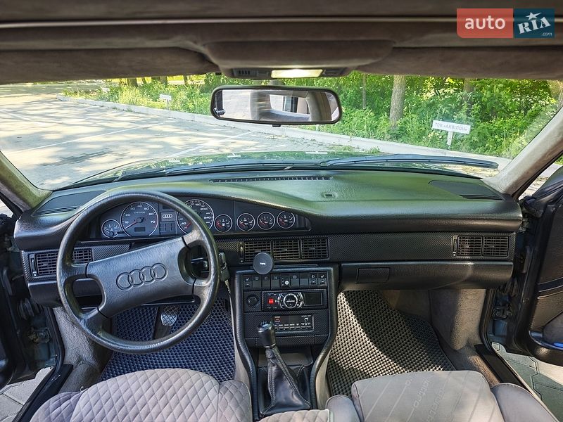 Седан Audi 100 1990 в Києві