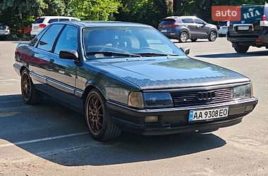 Седан Audi 100 1990 в Києві