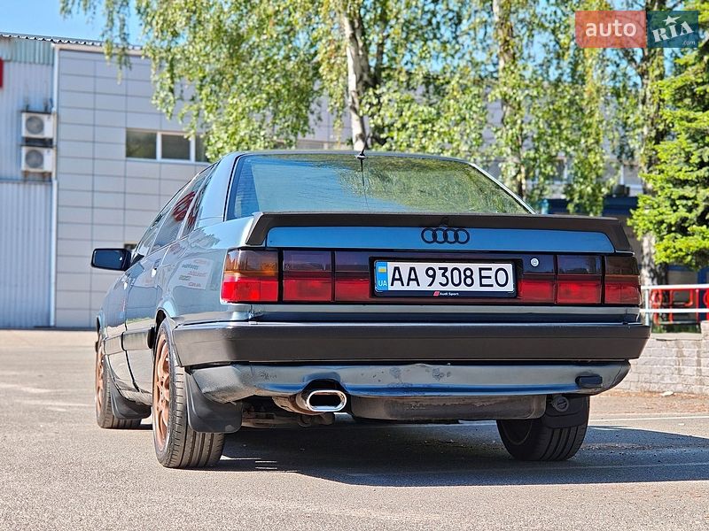 Audi 100 1990 Audi 100 1990