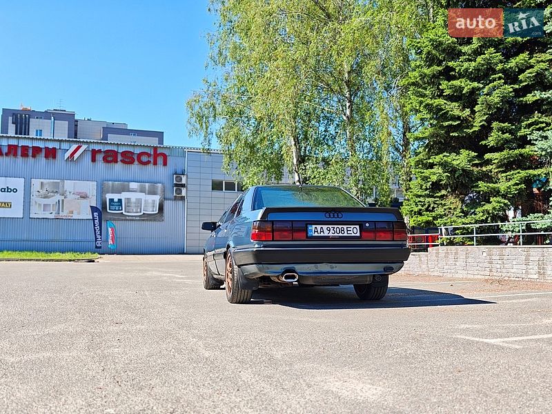 Седан Audi 100 1990 в Києві