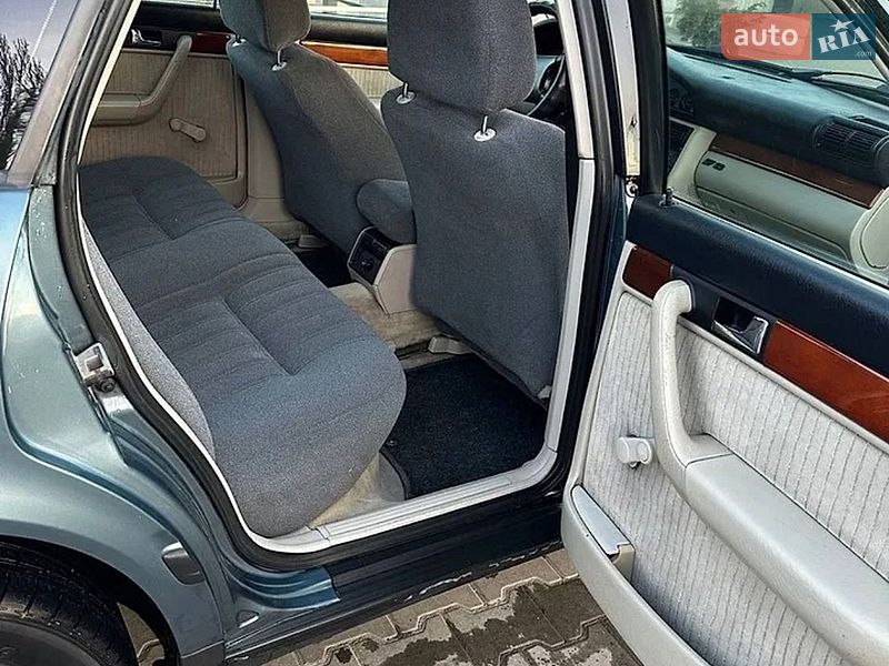 Седан Audi 100 1991 в Одесі